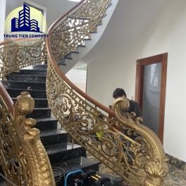 CẦU THANG NHÔM ĐÚC 13